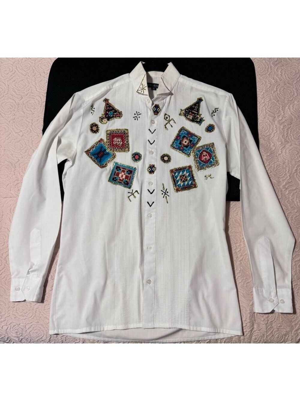 A white shirt. Mens size 14 1/2. Poly-cotton Korea decorated for what? ￼ - Picture 15 of 15